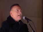 Bruce Springsteen, durante su actuación en el Lincoln Memorial de Washington, en la gala tras la investidura de Joe Biden como presidente de EE UU.