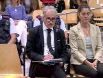 Los padres de Nadia sentados en el banco de los acusados en la Audiencia de Lleida, en una imagen del 2 de octubre de 2018.