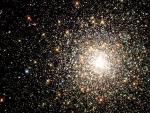 Los c&uacute;mulos globulares act&uacute;an como marcadores de contenido de materia oscura en galaxias enanas