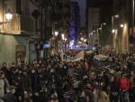 Disturbios y destrozos tras la manifestaci&oacute;n en defensa de la libertad de Pablo Has&eacute;l y los derechos sociales tras 12 d&iacute;as de protestas, en Barcelona (Espa&ntilde;a), a 27 de febrero de 2021.