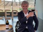 El presidente de las Bodegas Cepa 21 presenta su nueva a&ntilde;ada, el vino Cepa 21 2017, buque insignia de la casa.