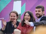 Archivo - Pablo Iglesias e Isa Serra en un acto de Unidas Podemos en Alcorc&oacute;n, Madrid