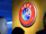El logo de la UEFA, en su sede.