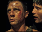 Daniel Craig y Mads Mikkelsen en la pel&iacute;cula