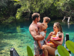 David Bisbal y Rosanna Zanetti de vacaciones con sus hijos.