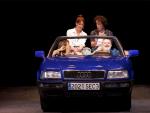El escenario del Teatro Juan Bravo de Segovia acoge la obra de Pablo Carbonell, 'Bla bla coche'
