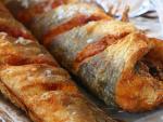 Merluza, uno de los pescados de temporada en junio, es perfecta para cocinar en frita.