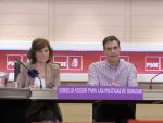 La vicepresidenta Carmen Calvo, el presidente, Pedro S&aacute;nchez, y la presidenta del Consejo de Igualdad del PSOE, Altamira Gonzalo.