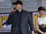 Kevin Feige y Scarlett Johansson