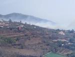 El incendio de La Palma afecta a varias viviendas, llega a los Llanos de Aridane y se evac&uacute;a a varios vecinos