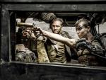Tom Hardy y Charlize Theron en 'Mad Max: Furia en la carretera'