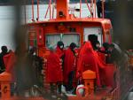 Sucesos.- Rescatadas nueve personas que navegaban en dos pateras rumbo a la costa de Tarifa