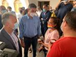 S&aacute;nchez, Marlaska y Torres visitan a los evacuados en el acuartelamiento de Bre&ntilde;a Baja (La Palma)