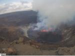 El volc&aacute;n hawaiano de Kilauea entra en erupci&oacute;n
