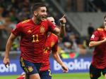 Ferrán Torres celebra uno de sus goles en el Italia - España de la Nations League