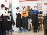 Once mujeres y cuatro hombres inician un programa del Ayuntamiento de formaci&oacute;n y empleo inclusivo en hosteler&iacute;a