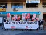 La plantilla del Banco Sabadell en Logro&ntilde;o, en huelga de nuevo este viernes contra el ERE