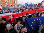 Manifestación en Varsovia a favor de la permanencia de Polonia en la UE.