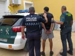 La Guardia Civil detiene a dos j&oacute;venes por el atraco a una gasolinera en Alhama de Murcia
