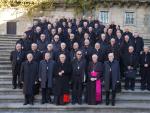 Foto familia y Eucarist&iacute;a de Asamblea Plenaria Obispos