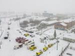 Las autoridades de la región rusa de Kémerovo (Siberia Occidental) han declarado muertos a 46 mineros y 6 rescatistas a consecuencia de un accidente ocurrido este jueves en una mina de carbón, el peor en décadas.