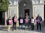 Hosteleros de Mérida se adhieren a una campaña contra las agresiones sexistas, que han aumentado en el último año