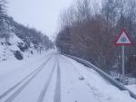La nieve mantiene cortadas dos carreteras en Formigal y Tarazona y son necesarias las cadenas en más de 30 vías