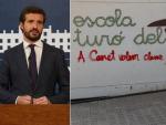 Combo de imágenes del líder del PP, Pablo Casado, junto al mural de la escuela Turó del Drac de Canet de Mar (Barcelona).