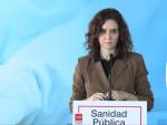 La presidenta de la Comunidad de Madrid, Isabel Díaz Ayuso, en un acto en el Hospital del Henares.