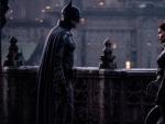 Robert Pattinson y Zo&euml; Kravitz en 'The Batman'