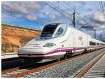 Renfe ofrece 148.000 plazas en trenes de Alta Velocidad y Larga Distancia con origen y destino Val&egrave;ncia en Fallas