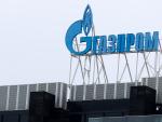Logotipo de la empresa Gazprom en San Petersburgo