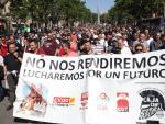 Protesta de los trabajadores de Nissan en el Passeig de Gr&agrave;cia de Barcelona, desde la sede de Empresa y Trabajo hasta la Delegaci&oacute;n del Gobierno.