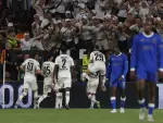 Los jugadores del Eintracht de Frankfurt celebran su gol en la final de la Europa League