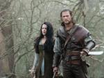 Kristen Stewart y Chris Hermsworth en 'Blancanieves y la leyenda del cazador'