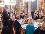 El rey Felipe VI, durante su discurso en el Comedor de Gala del Palacio Real, en la cena que los reyes ofrecieron a los jefes de Estado y de Gobierno que participan en la cumbre de la OTAN en Madrid.