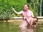 Un hombre trata de ahogar a una mujer en una fuente a plena luz del d&iacute;a en Valencia