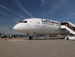 El primer Boeing Dreamliner de Lufthansa aterriza en Frankfurt
