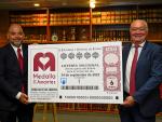 La Loter&iacute;a Nacional dedica el d&eacute;cimo de septiembre a la Medalla de los Amantes de Teruel