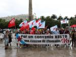 Trabajadores de centros de llamadas se movilizan en Galicia en una huelga con un seguimiento de m&aacute;s del 50%