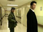 Keanu Reeves, junto a un joven Shia LaBeouf en 'Constantine' (2005)