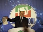 21 May 2022, Italy, Naple: Silvio Berlusconi former Italian Prime Minister and President of the Forza Italia party, speaks during the Party's congress at the Mostra d'Oltremare trade centre Photo: Fabio Sasso/ZUMA Press Wire/dpa (Foto de ARCHIVO) 21/5/2022 ONLY FOR USE IN SPAIN