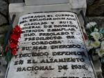 L&aacute;pida de la tumba en el Cementerio de la Salud del general franquista Ciriaco Cascajo y Ruiz.