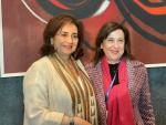 La ministra de Defensa, Margarita Robles, junto a la directora ejecutiva de ONU Mujeres, Sima Sami Bahous.