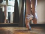 Bailarina de puntillas