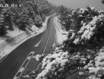 Imagen de la DGT de la carretera M-601 tras la primera gran nevada.