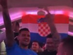 Lovren, futbolista del Zenit de San Petersburgo, durante la celebraci&oacute;n en un club nocturno de Zagreb.