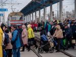 Residents of Slovansk at the train station planning to leave after Ukrainian government orders evacuation.