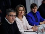 Teresa Ribera, entre los portavoces en el Congreso y la portavoz del Gobierno, este lunes en la Ejecutiva del PSOE.