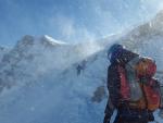 Tambi&eacute;n conocido como monta&ntilde;ismo, consiste en escalar monta&ntilde;as de gran altura. Naci&oacute; en los Alpes en el siglo XVIII y por eso se la llama alpinismo. Hay distintas modalidades, siendo las m&aacute;s populares el esqu&iacute; de traves&iacute;a o la escalada sobre hielo.